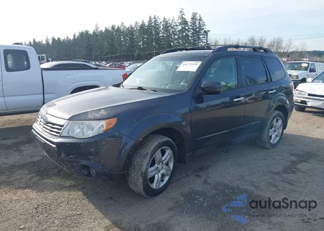 2010 Subaru Forester 2.5X Limited из США, поврежденный, VIN JF2SH6DC3AH735696